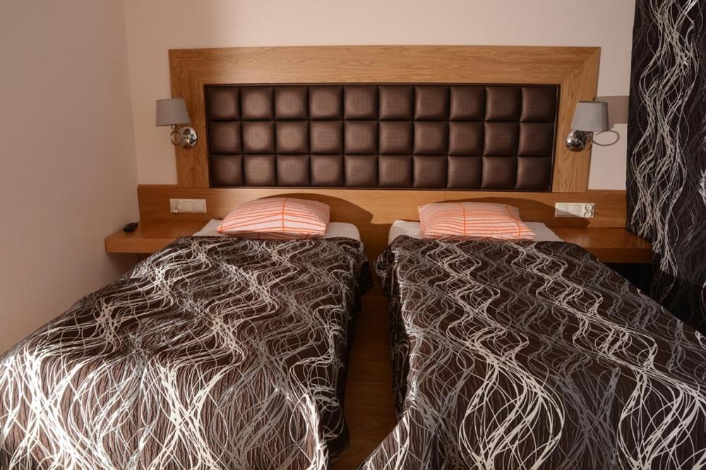 Dolina Pilicy Hotel Stanislawice  Ngoại thất bức ảnh